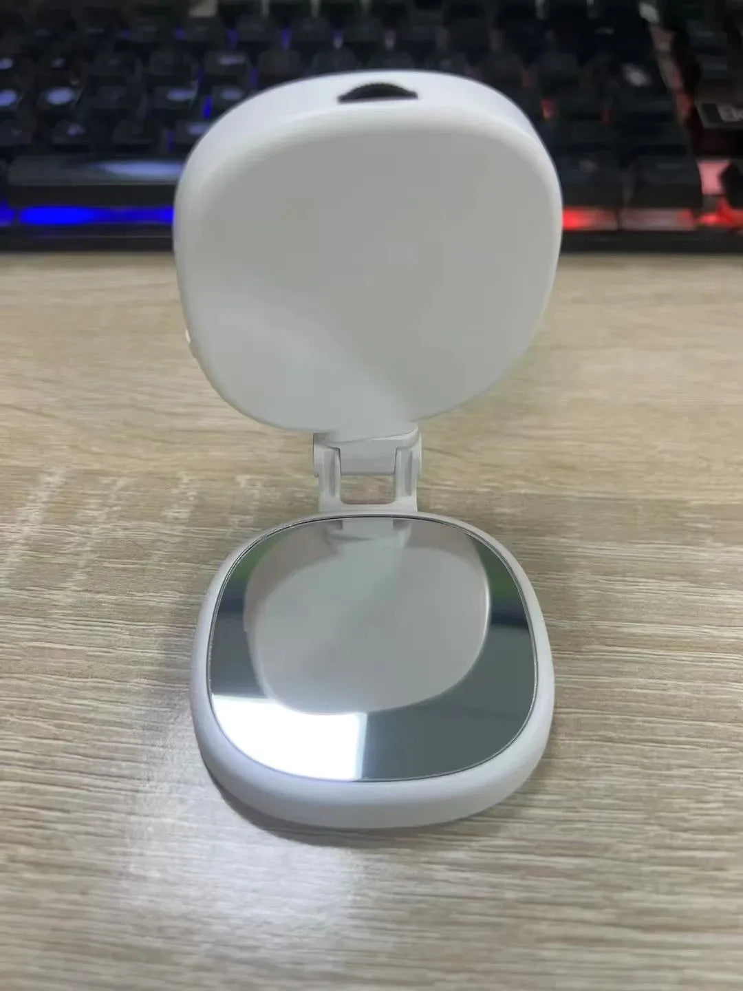 MagGlow 360°: Magnetic Selfie Ring Light